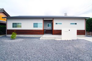 COME ON's HOUSE02